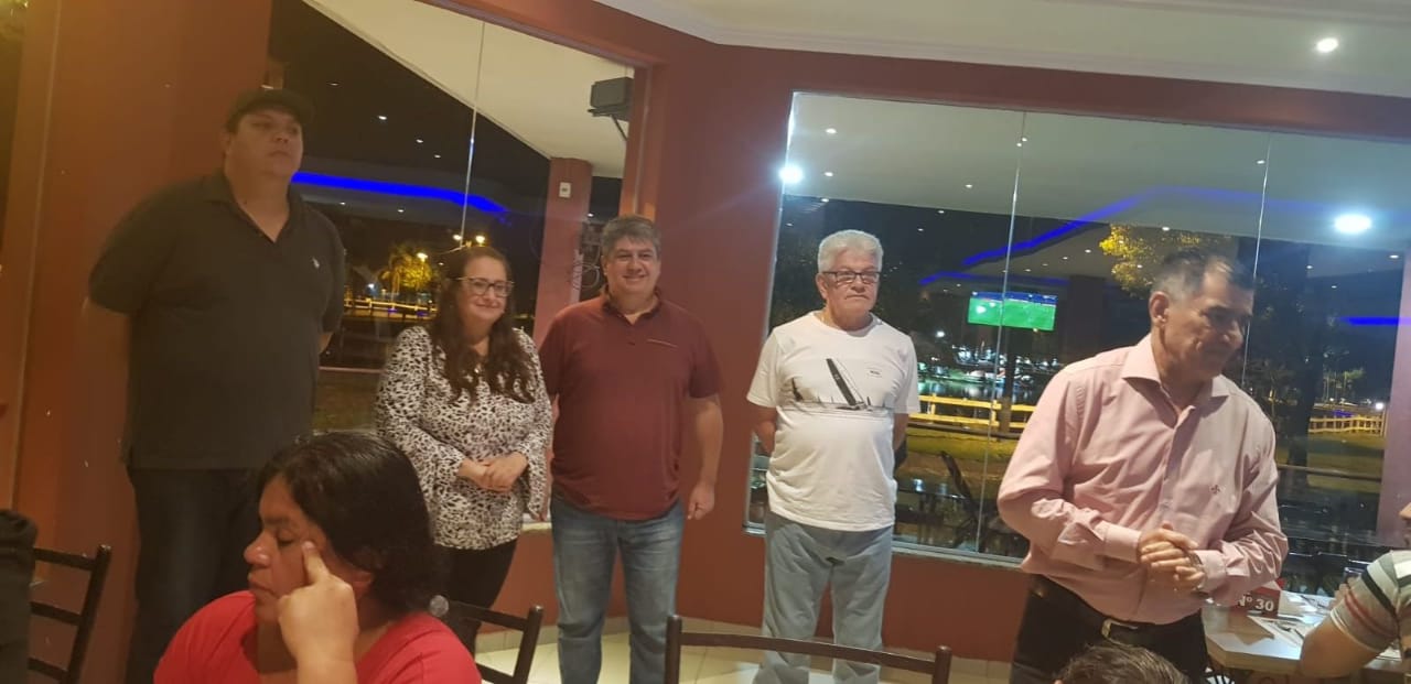 Juancho Acosta se reunió con "cartistas" en busca de apoyo