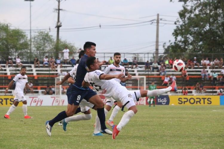 Guaireña y General Díaz cierran la fecha 17