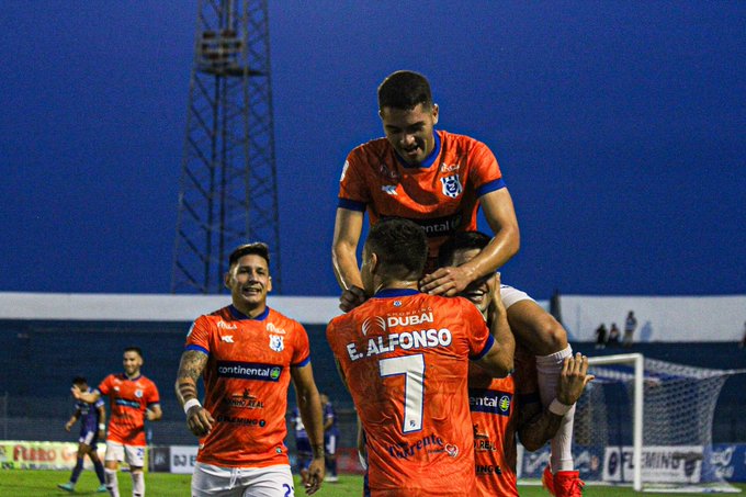 El vuelo del "gallo"