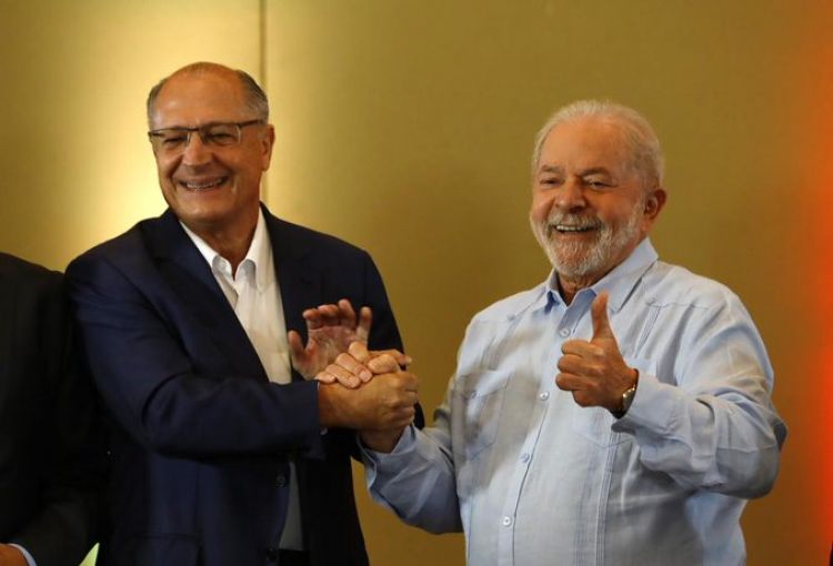 Lula elige a un exadversario como compañero de fórmula