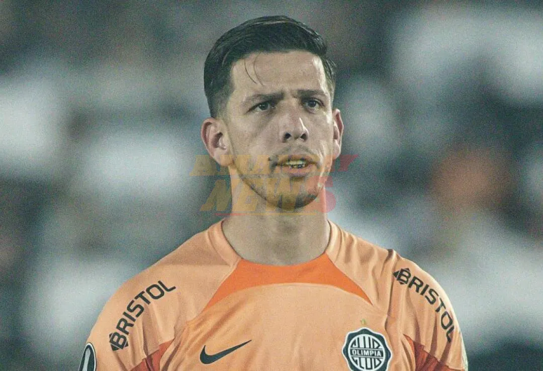 Juan Espínola no se quedará en Olimpia