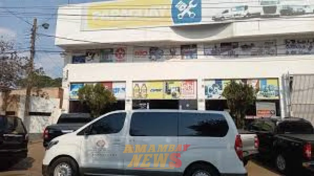 De caja fuerte de empresas de Lalo incautaron documentos varios, celular y arma de fuego