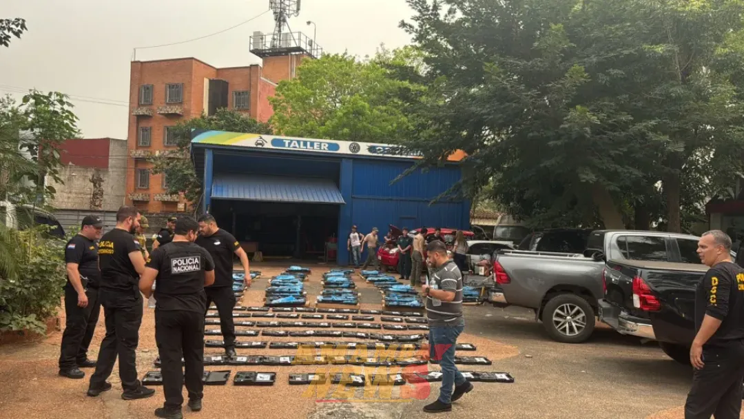Allanamientos por tráfico de armas deja 2 aprehendidos y más de 100 armas incautadas