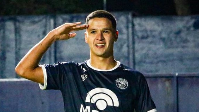 Los grandes equipos que preguntan por Alex Arce en Argentina