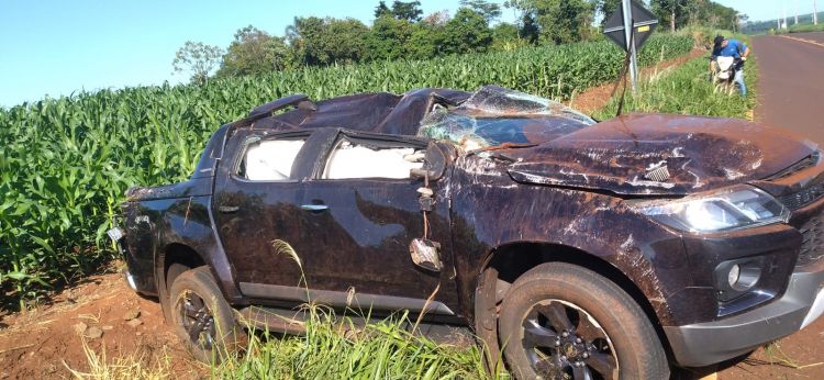 Aparatoso vuelco al esquivar un perro al norte del Alto Paraná