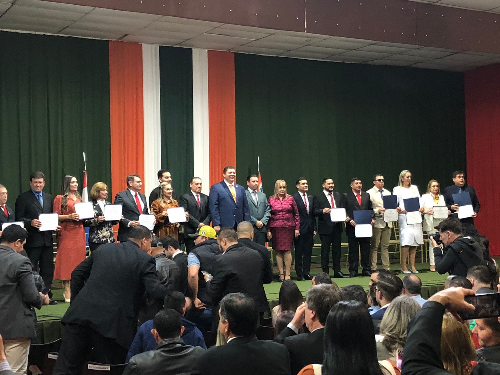 Amambay: Tribunal Electoral proclamó y entregó certificados a concejales departamentales electos