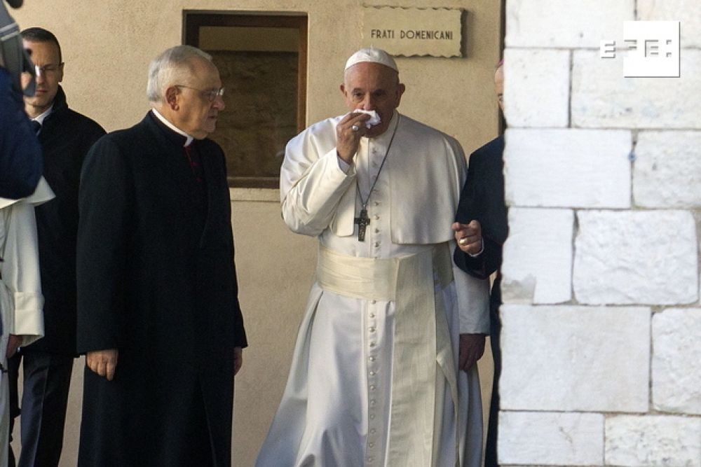 El papa dio negativo a una prueba de coronavirus, según la prensa