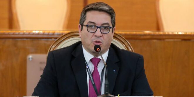 Nueve de los 50 precandidatos a intendentes no cumplieron con ley de financiamiento