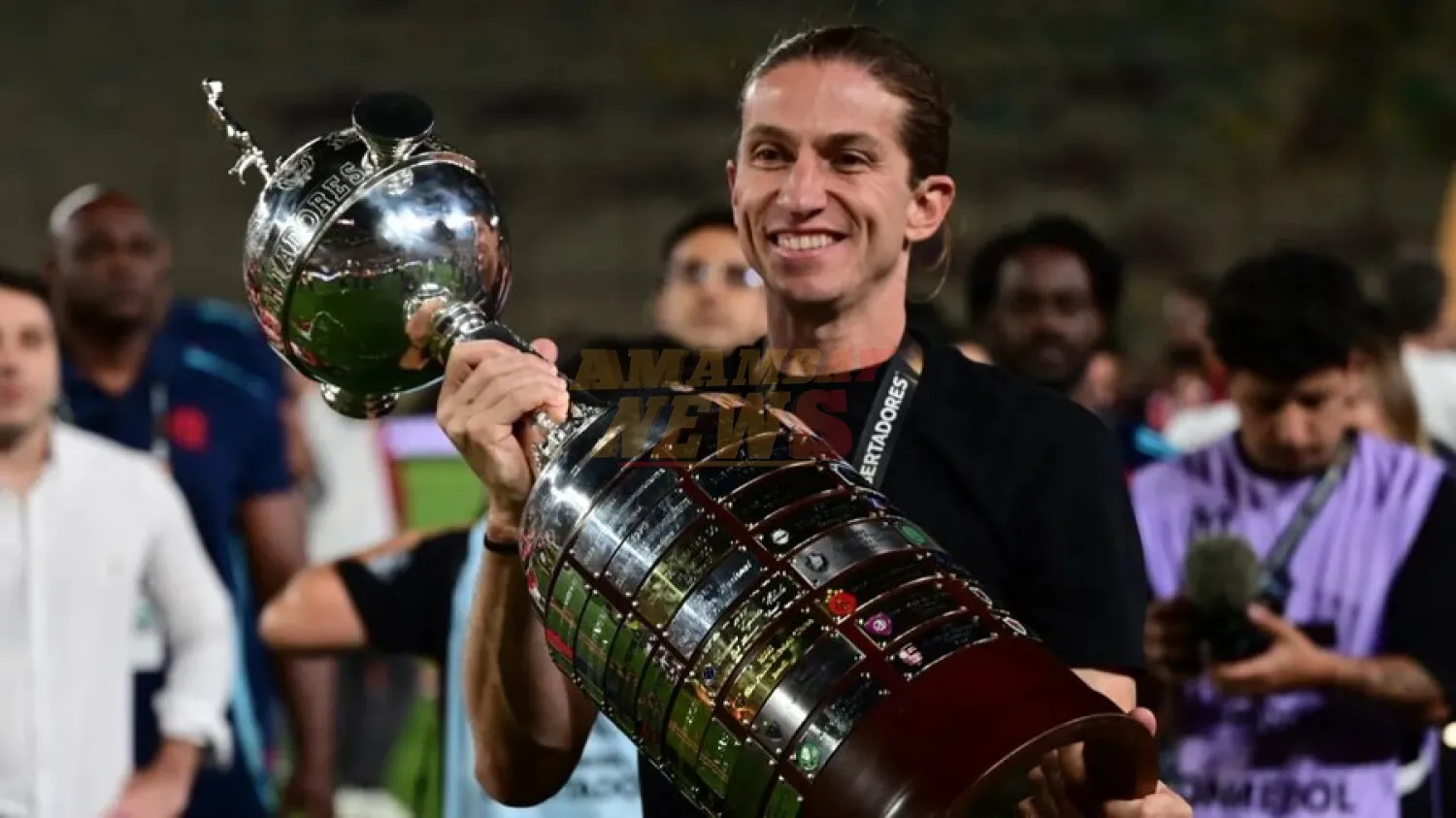 El brasileño Filipe Luís, elegido mejor entrenador de América