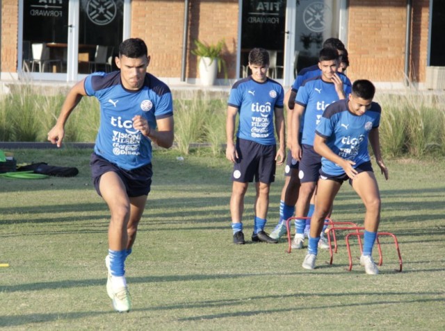 La Albirroja Sub 20 retoma entrenamientos en Ypané