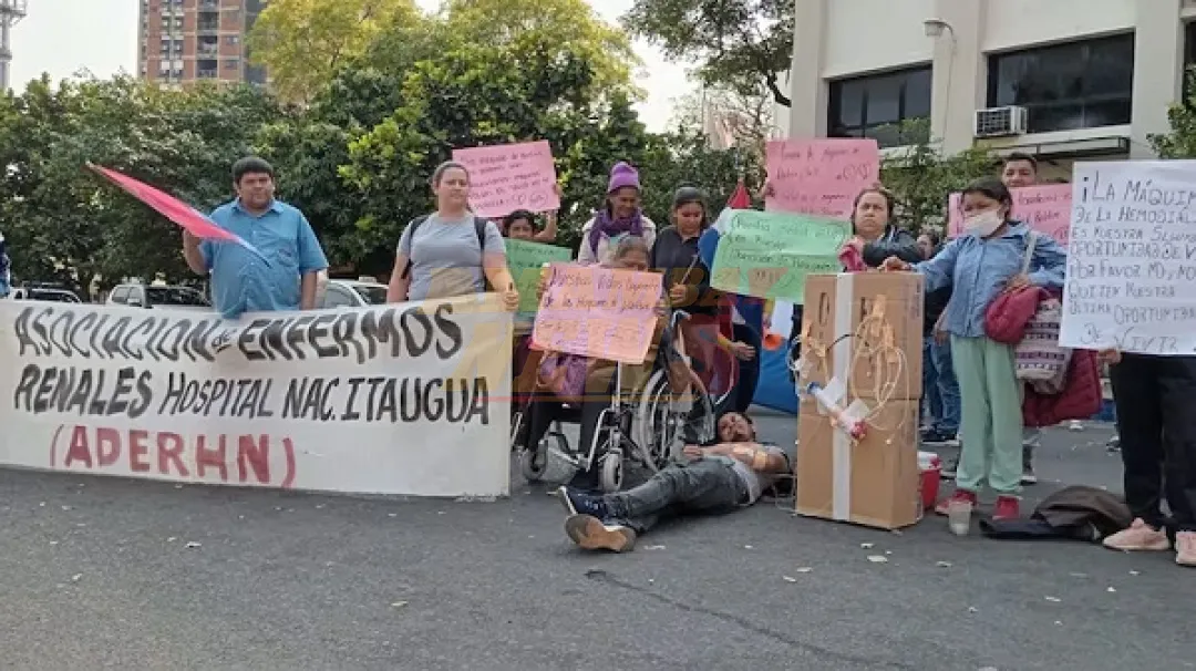 Médicos denuncian crisis sanitaria por ineficiencia estatal