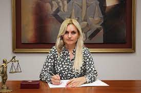 Arresto domiciliario para abogado imputado por soborno