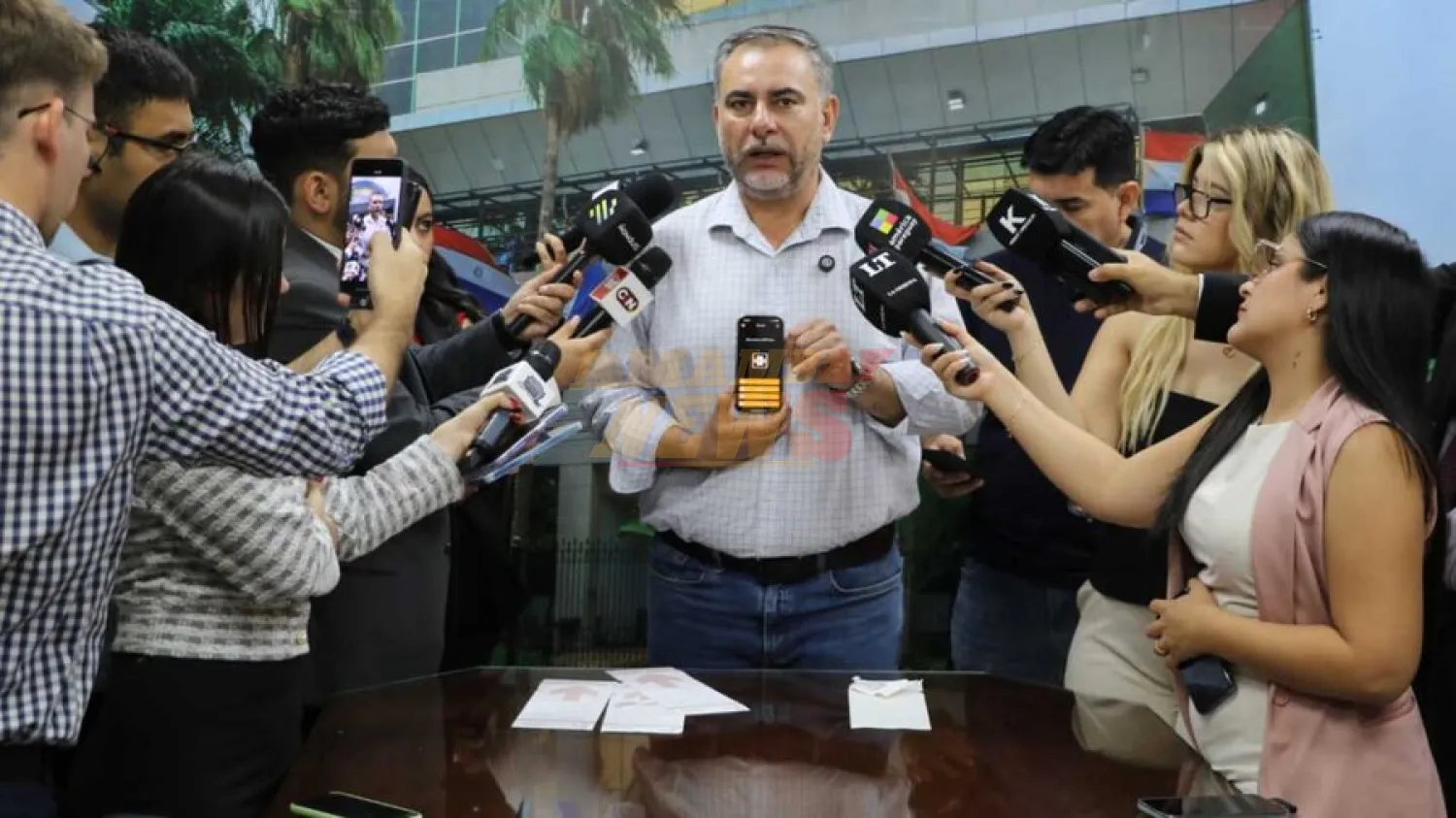 Senador denuncia vulnerabilidad de boletines de voto y que resultados pueden cambiarse por vía app