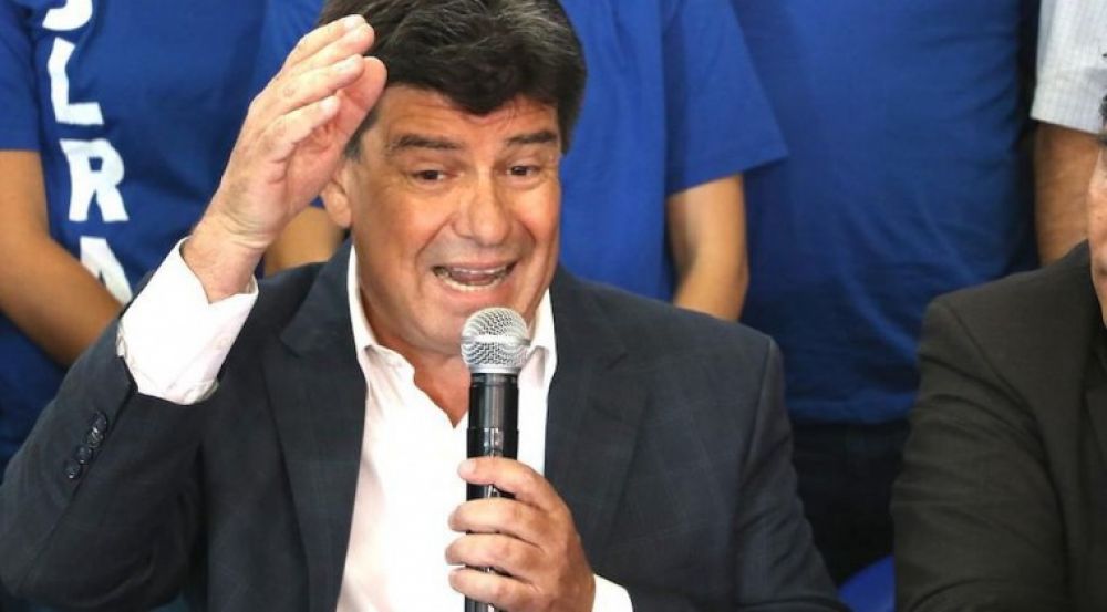 Efraín quiere que juicio político se trate este miércoles
