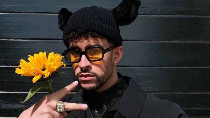 Bad Bunny se cuela en lista de los 10 artistas mejor pagados, según la revista Forbes