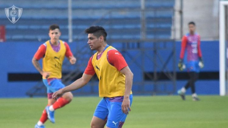 Claudio Aquino se une a la pretemporada del campeón