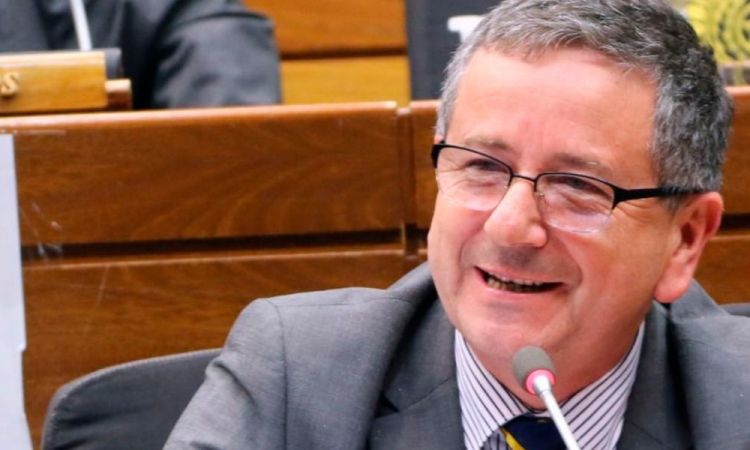 PLRA: libelo para juicio político casi listo, y una advertencia a liberales