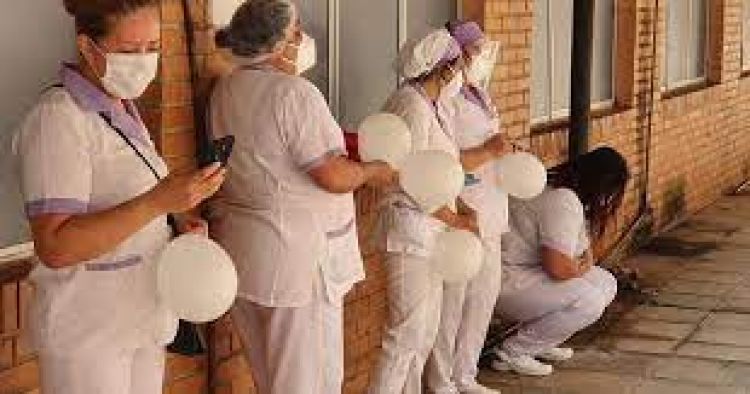 Luto por el fallecimiento de dos enfermeras a causa del Covid-19