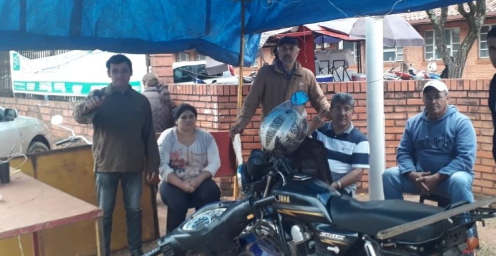 Tras repudio generalizado manifestantes no usan ataúd frente al Hospital Regional