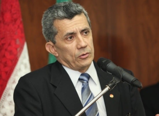 Todos los paraguayos que están en el extranjero pueden votar, afirma abogado