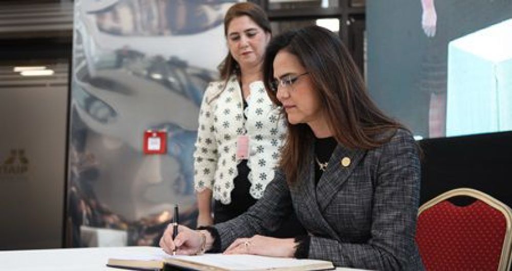 Cambian a la directora financiera de Itaipú