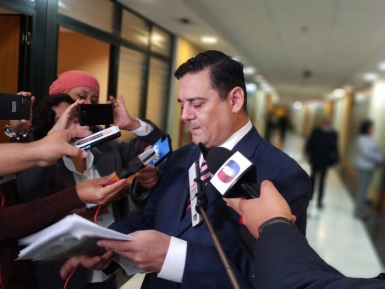 Salyn Buzarquis accionará contra su exclusión como candidato a ministro del TSJE