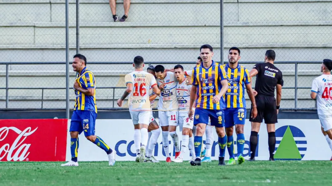 A Nacional le bastó un tiempo para golear a Luqueño