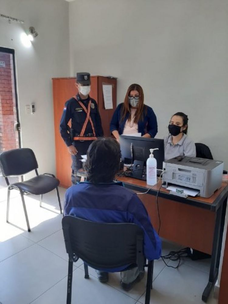 Imputan a sepultureros tras violar cuarentena y realizar entierro nocturno