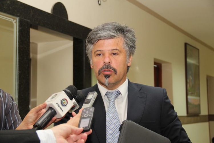 Giuzzio califica de "histrica" la aprobacin del proyecto que establece la carrera del agente especial de la SENAD