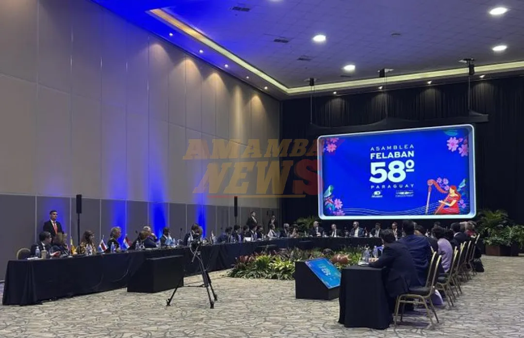 Santi se reunió con líderes de entidades bancarias de Latinoamérica