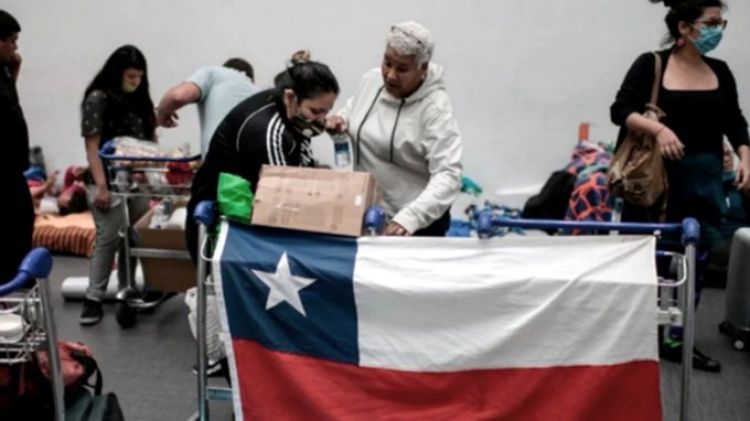 Chile tuvo en octubre más casos de Covid-19 que en agosto y septiembre sumados
