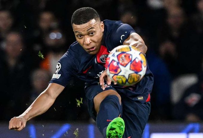 El PSG hizo respetar su casa y superó (2-0) a la Real Sociedad por la Champions