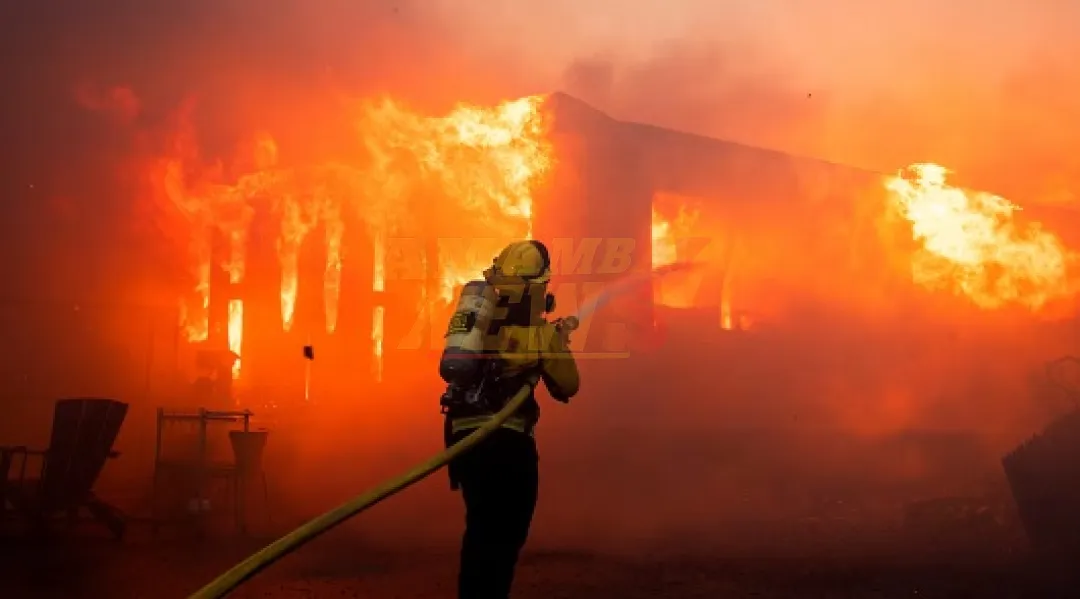 Incendio en Los Ángeles: 30.000 evacuados por el avance de las llamas