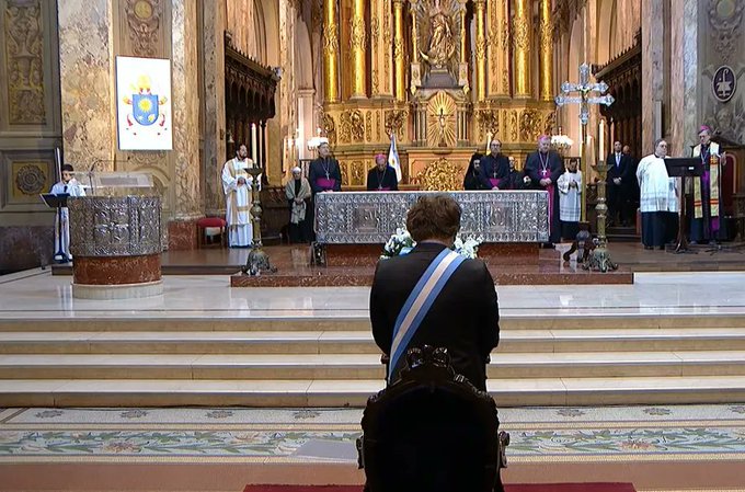 Crítica homilía del arzobispo de Buenos Aires en presencia de Milei