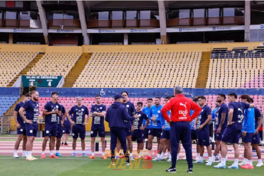 La Albirroja realizó entrenamiento en Quito con 24 jugadores