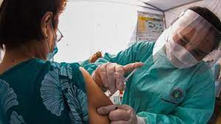 Salud trabaja para corregir inconvenientes en el esquema de vacunación