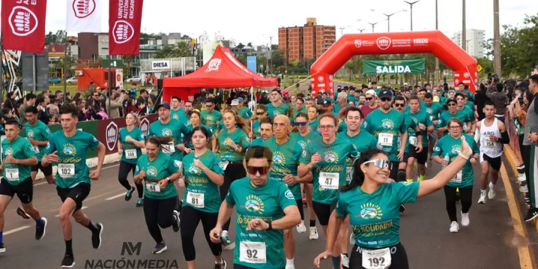 Realizan la 26ª Correcaminata de la UNAE en pro del hogar de ancianos de Encarnación