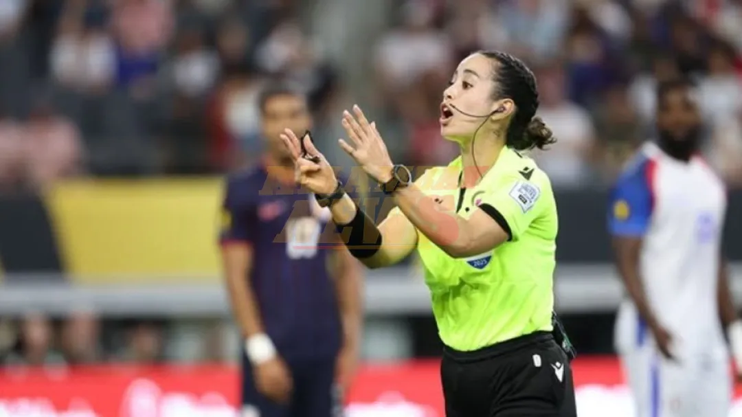 Gianni Infantino, presidente de FIFA, condena las amenazas contra la árbitra mexicana Katia Itzel García