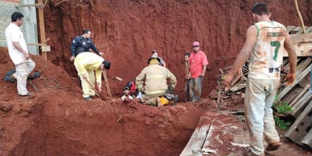 Albañil muere tras colapsar obra en el Este
