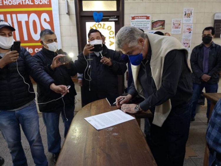 Intendente dona G. 2.500 millones a Hospital Regional de Pedro Juan Caballero