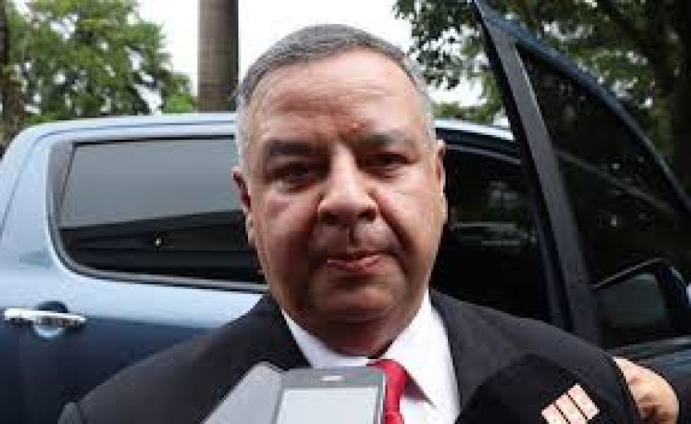 Ministro y sus hijos crearon empresa con G. 1.000 millones en efectivo