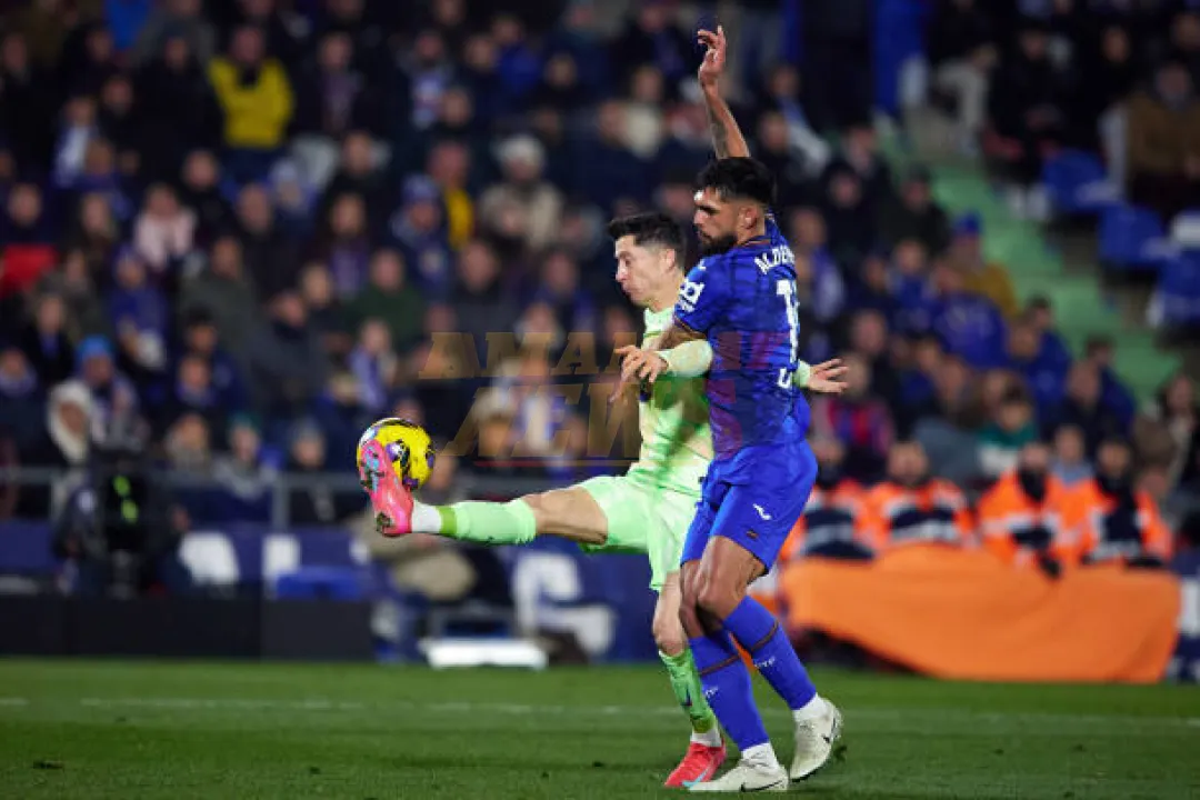 Getafe resiste ante Barcelona con Omar Alderete de inicio a fin