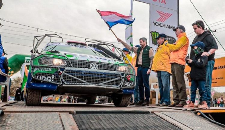 Marito participó en la largada oficial del Transchaco Rally