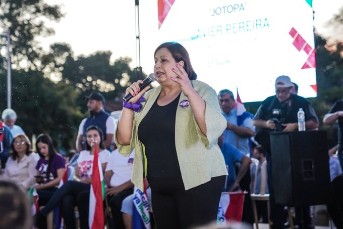 Esperanza Martínez: «Tuve más votos que todos ellos juntos y creo que eso es lo que lastima»
