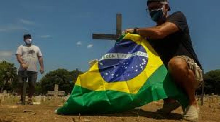 Covid: sin datos de 2 estados, Brasil registra 76 muertes en 24 horas