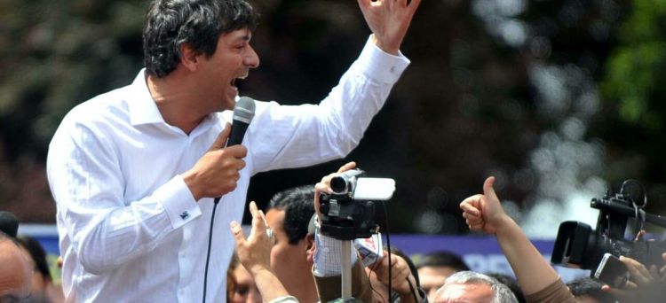 Un candidato a la Presidencia de Chile no llegará a la elección por contraer covid en EEUU