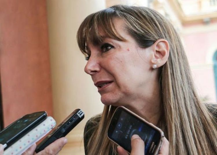 Funcionarios estarían siendo amedrentados para elogiar la gestión de Bacigalupo en redes sociales