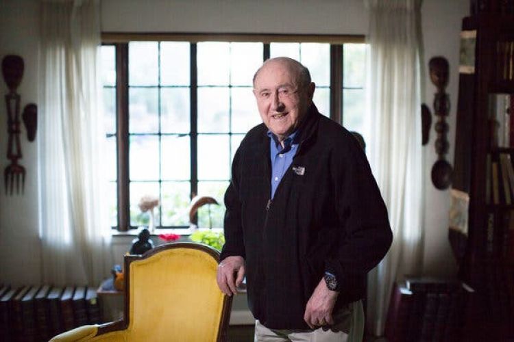 Fallece a los 99 años Bernard Lown, el creador del desfibrilador para la resucitación cardíaca