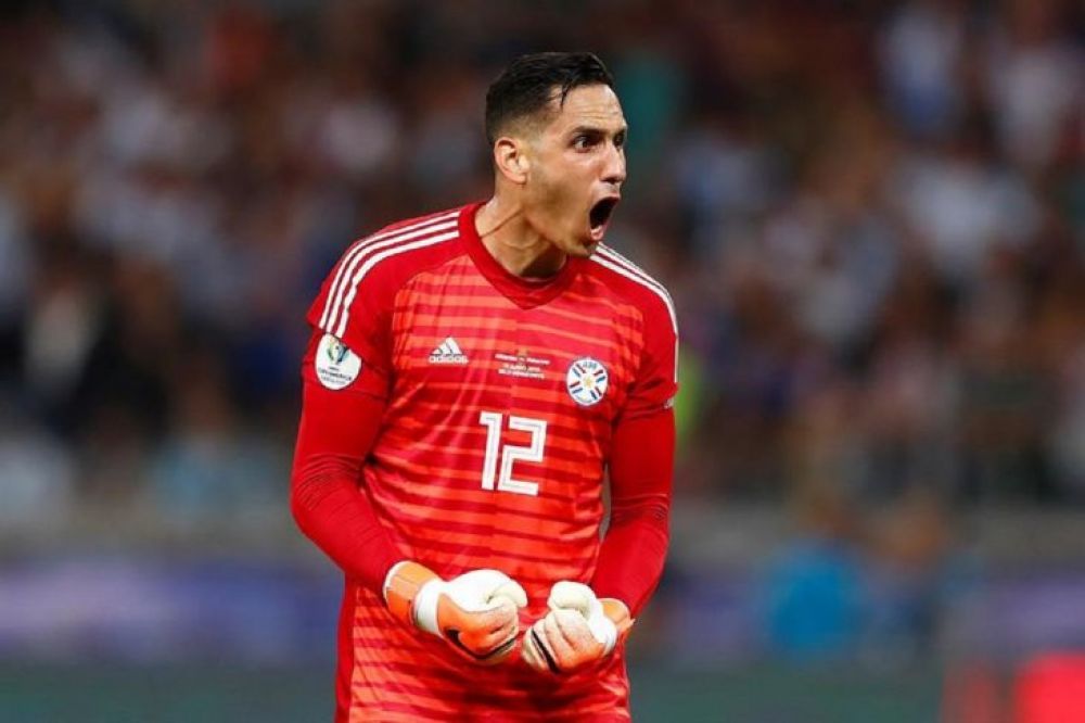 Gatito Fernández estaría en el interés del Porto