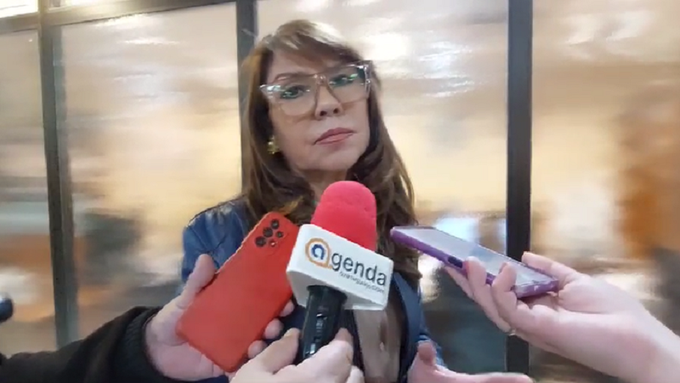 Celeste: “A Chaqueñito le queda grande el cargo”